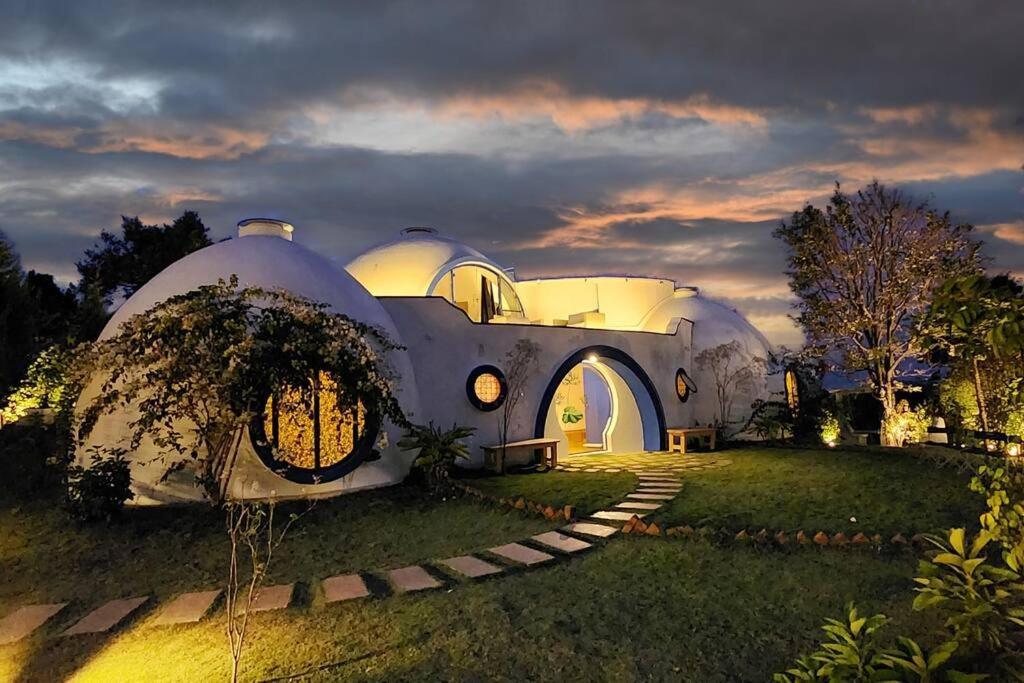 Dome Villas By Jade - Blue バンガロール エクステリア 写真